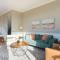 Fremont home with panoramic views near Woodland Zoo