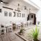 Zanzi House