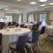 DoubleTree by Hilton St. Anne's Manor - 布拉克内尔