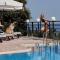 Troulis Apart-Hotel