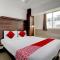 Super OYO Flagship Hotel Everest Lodging Vashi - Мумьаї