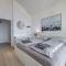 Luxury apt w shared pool 3 balconies and terrace