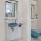 Luxury apt w shared pool 3 balconies and terrace