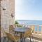 Luxury apt w shared pool 3 balconies and terrace