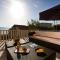 Luxury apt w shared pool 3 balconies and terrace