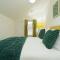 Immaculate 3-Bed House in Chatham