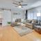 Cozy Lakeview Retreat, Close to Bull Shoals Lake!