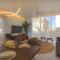 Avida - Stunning Rooftop Pool and Jacuzzi