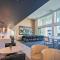 Minutes from Kierland King Bed Lux Pool with View S433 - Scottsdale