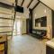 HOSTAL LUXURY NIT I DIA