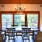 Lux, designer 8-acre retreat with private creek - نيفادا سيتي