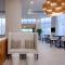 DoubleTree by Hilton Hotel Houston Greenway Plaza