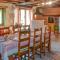 Cozy Home In Montignac With Kitchenette - 蒙蒂尼亚克