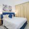 Family Apartment with Burj Views from Top Floor 172BC-3 - Dubaj