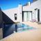 Casa Lou, architect villa with heated pool at Begur, 470m2 - Begur