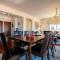 Rodon Apartment with Great View, Sauna and Jacuzzi
