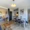 Apartment Océania II-1 by Interhome