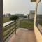 Serene, charming and party friendly Farmhouse sec 150 Noida