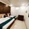 HOTEL JVS PALACE