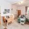 Natland Hall Cottage