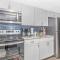 Completely Renovated Oceanfront Condo - King Suite With LED Fireplace! Boardwalk 1034 - ميرتل بيتش