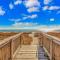Completely Renovated Oceanfront Condo - King Suite With LED Fireplace! Boardwalk 1034 - ميرتل بيتش