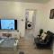 3-Bed Home Sleeps 8 Ideal for Large Groups - 伯明翰