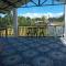 La Veranda Farm Breeze