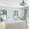 Renovated kitchen less than 2 miles to Beach!