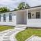 Renovated kitchen less than 2 miles to Beach!