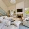 Spacious Cottage on Lake Michigan Stunning Views!