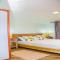 Spacious apartment with sea view, Au Cap, 124 m²