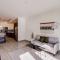 Modern CozySuites on the Town Lake waterfront 18