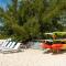 Beachside 2 Bedroom Villa with Pool and Resort Amenities - White Villas - v7 - 普罗维登西亚莱斯岛