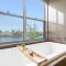 Luxurious Waterfront Paradise Stunning Views