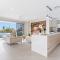 Luxurious Waterfront Paradise Stunning Views