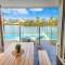 Luxurious Waterfront Paradise Stunning Views