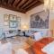 Casa Pitt, a Luxury 3 bedrooms Apartment in Lucca