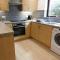 2 bed Apt on Quiet Cul-de-Sac, Fab Location - Paisley