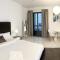 Seaside Spacious Studio with Vibrant Vibes in JBR By SWEET HOMES - Dubaj