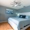 A Wave From it All! Pet friendly, Private heated pool home with fire pit! - Bradenton