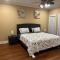 Pet Friendly on 5 Acres! 3 Master Suites Sleeps 14