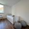 Neues Seeapartment - 于伯林根