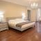 Wood Manor Guest House