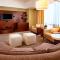 The Westin Bonaventure Hotel & Suites