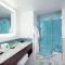 The Westin Bonaventure Hotel & Suites
