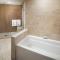 The Westin Bonaventure Hotel & Suites