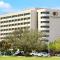 DoubleTree by Hilton Hotel Houston Hobby Airport - Houston