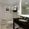 Embassy Suites by Hilton Niagara Falls/ Fallsview - Niagara Falls