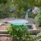 Boho Garden Bungalow Near IU, Downtown, EV Level 2 Station